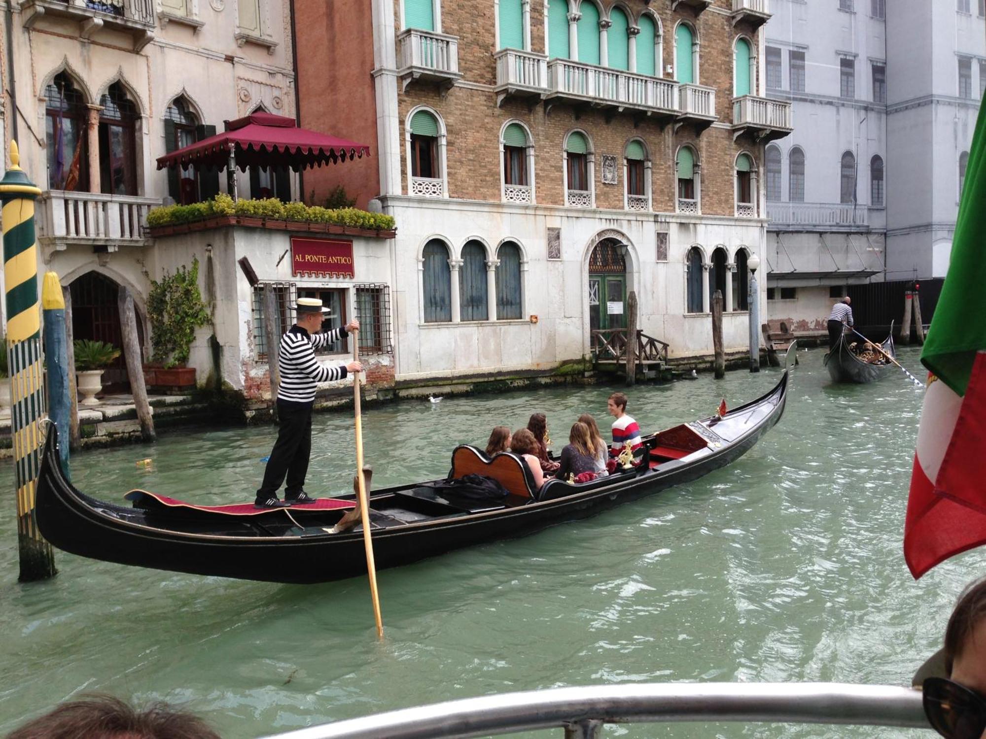 Ca Palazzo Apartment Venesia Bagian luar foto